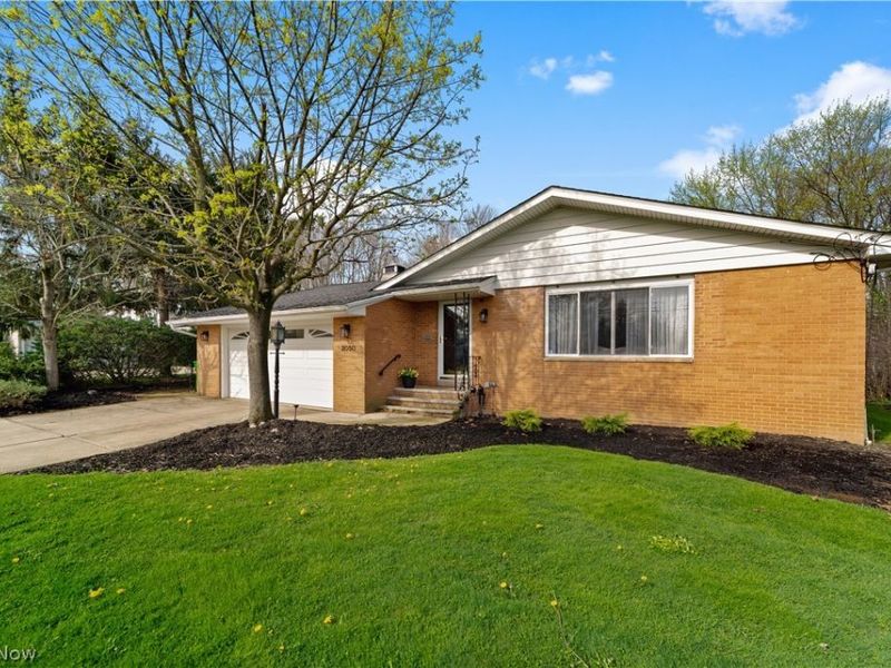 2050 Marshfield Road , Mayfield Heights, OH 44124 Photo 2