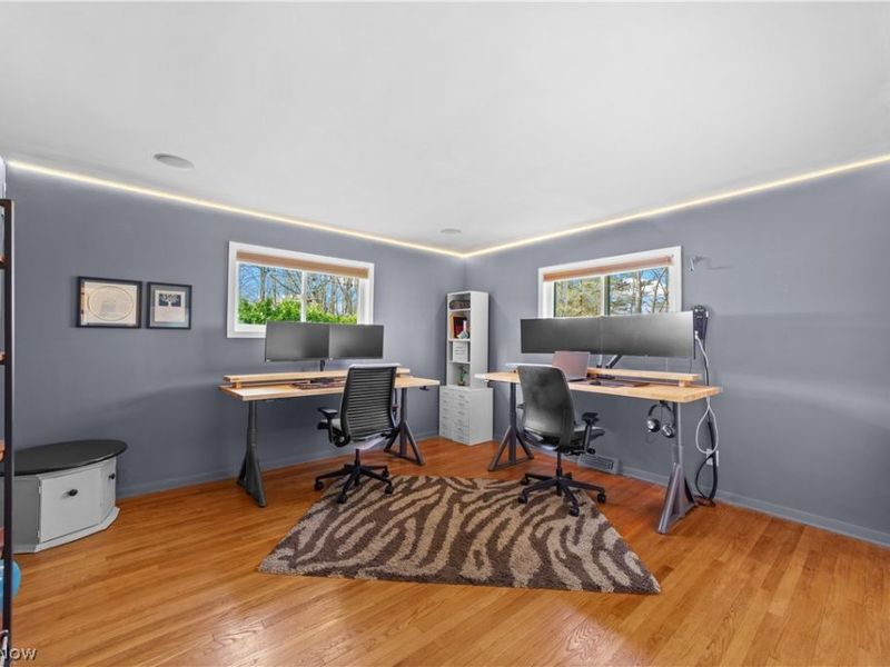 2050 Marshfield Road , Mayfield Heights, OH 44124 Photo 23