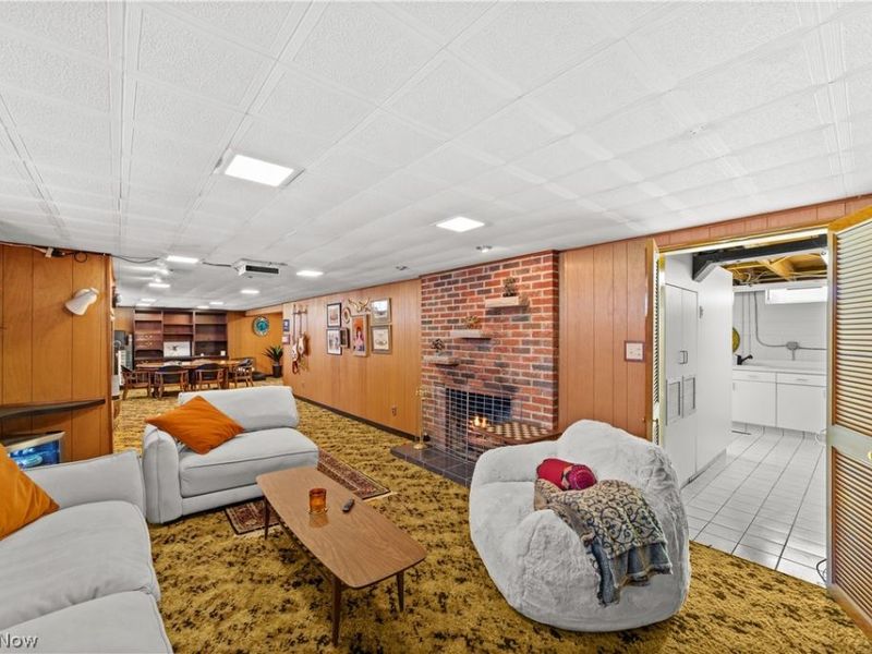 2050 Marshfield Road , Mayfield Heights, OH 44124 Photo 31