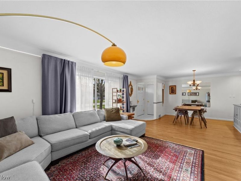 2050 Marshfield Road , Mayfield Heights, OH 44124 Photo 5