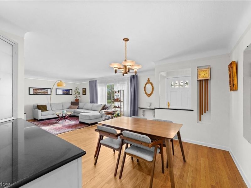 2050 Marshfield Road , Mayfield Heights, OH 44124 Photo 8