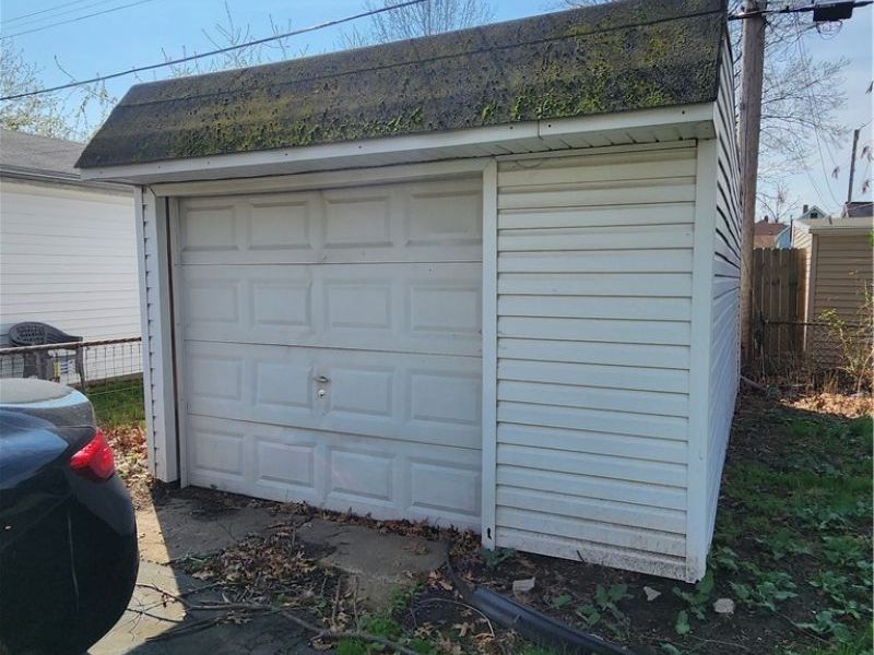 19850 Ormiston Avenue , Euclid, OH 44119 Photo 16