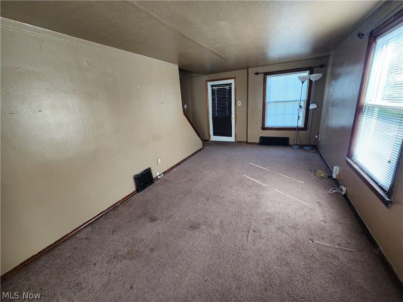 19850 Ormiston Avenue , Euclid, OH 44119 Photo 4