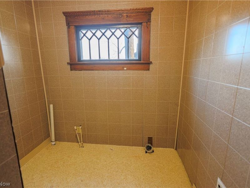 1118 N Chapel Street, Louisville, OH 44641 Photo 18