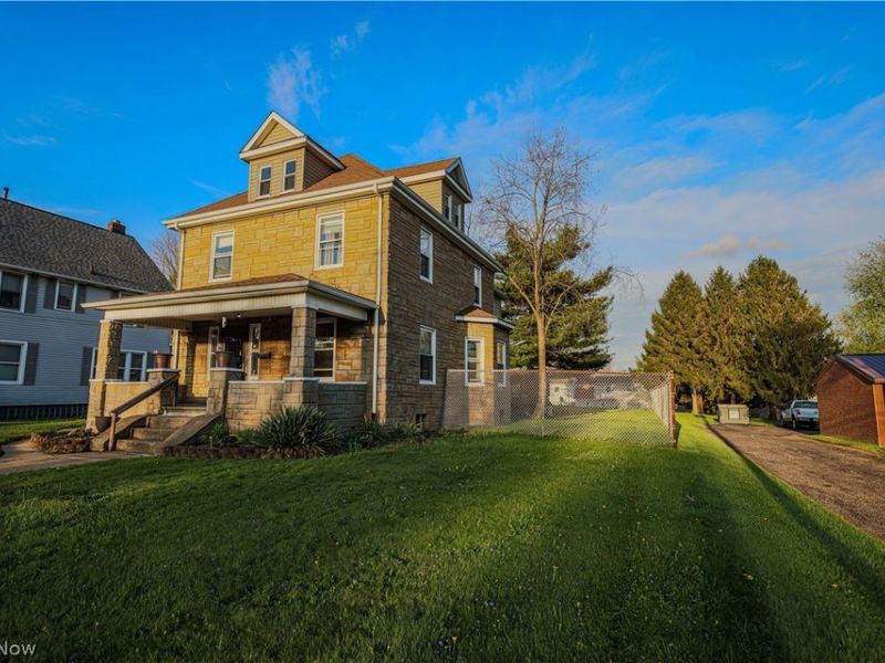 1118 N Chapel Street, Louisville, OH 44641 Photo 3