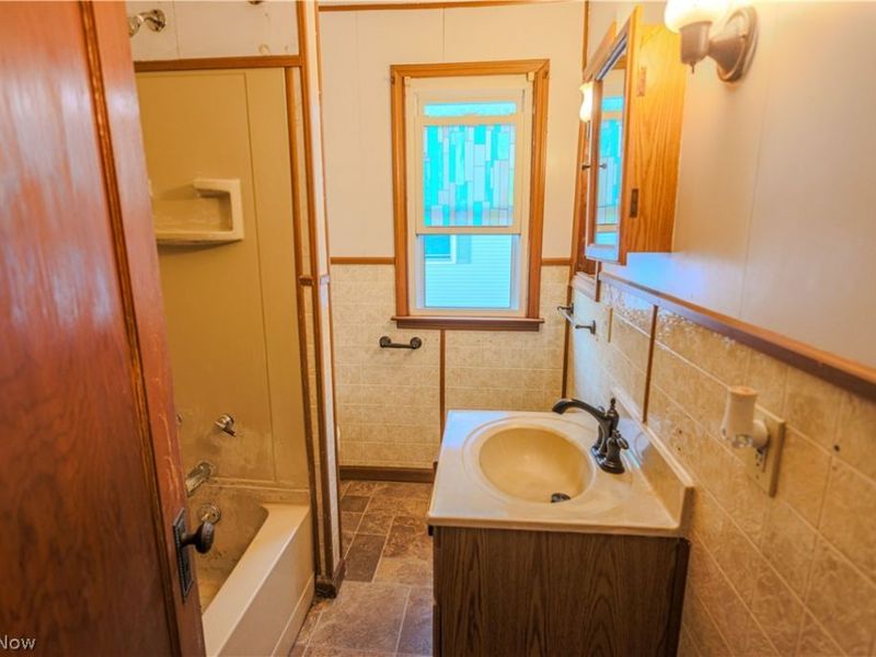 1118 N Chapel Street, Louisville, OH 44641 Photo 35