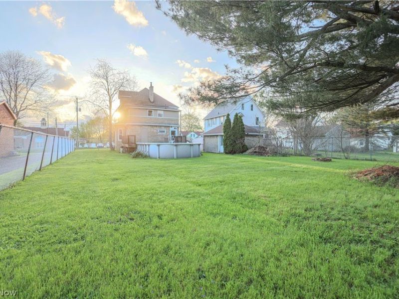 1118 N Chapel Street, Louisville, OH 44641 Photo 42