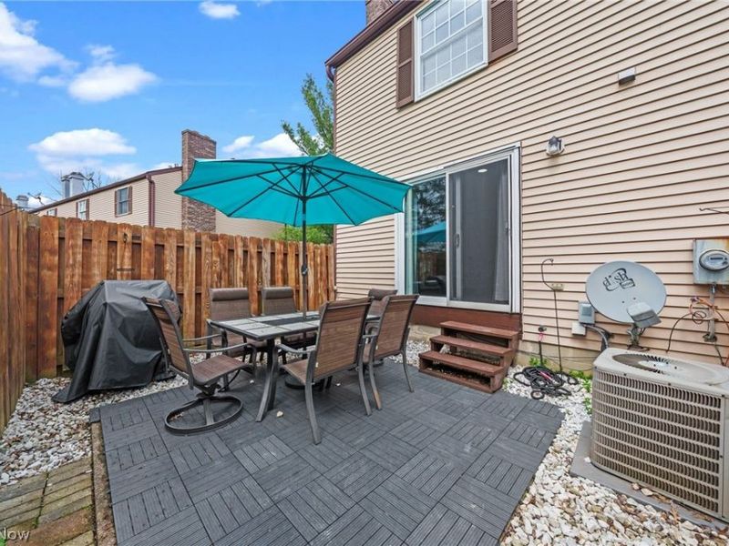 9648 E Idlewood Drive, Twinsburg, OH 44087 Photo 36