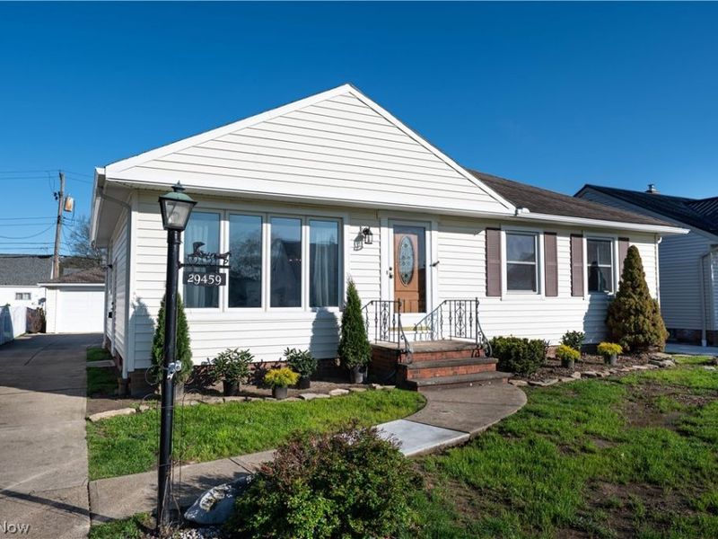 29459 Vinewood Drive , Wickliffe, OH 44092 Photo 1