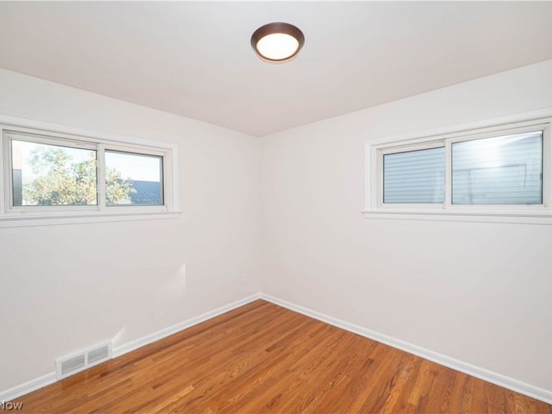 29459 Vinewood Drive , Wickliffe, OH 44092 Photo 25