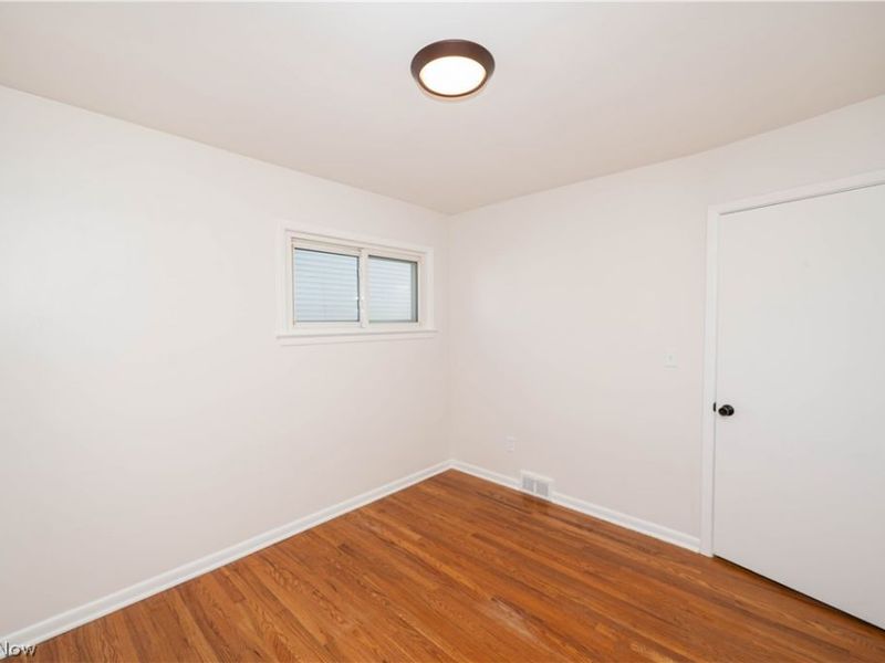 29459 Vinewood Drive , Wickliffe, OH 44092 Photo 26