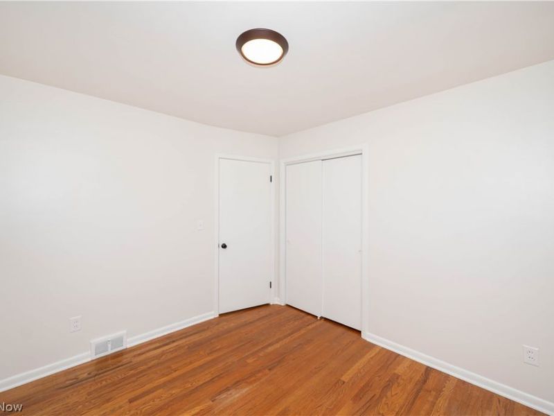 29459 Vinewood Drive , Wickliffe, OH 44092 Photo 27