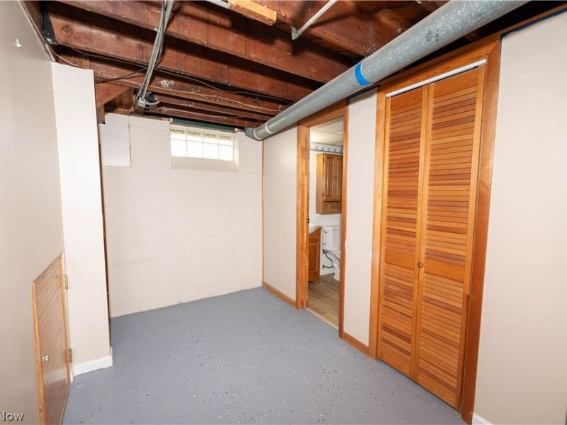 29459 Vinewood Drive , Wickliffe, OH 44092 Photo 34