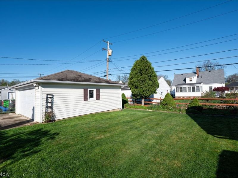 29459 Vinewood Drive , Wickliffe, OH 44092 Photo 39