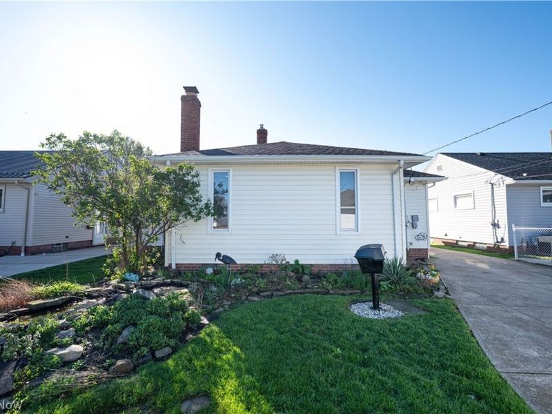 29459 Vinewood Drive , Wickliffe, OH 44092 Photo 42