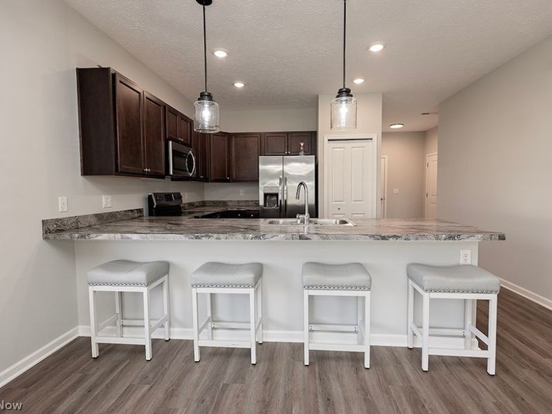 202 Silver Spring Circle , Elyria, OH 44035 Photo 10