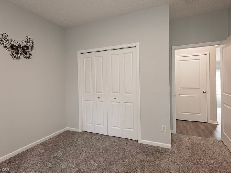 202 Silver Spring Circle , Elyria, OH 44035 Photo 23