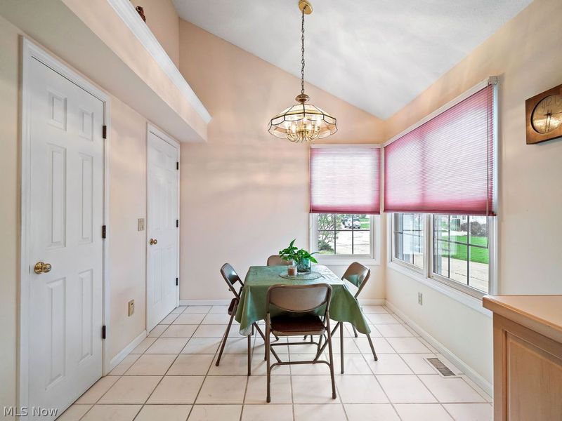 3783 Trenton Court , Unit 40, Westlake, OH 44145 Photo 15