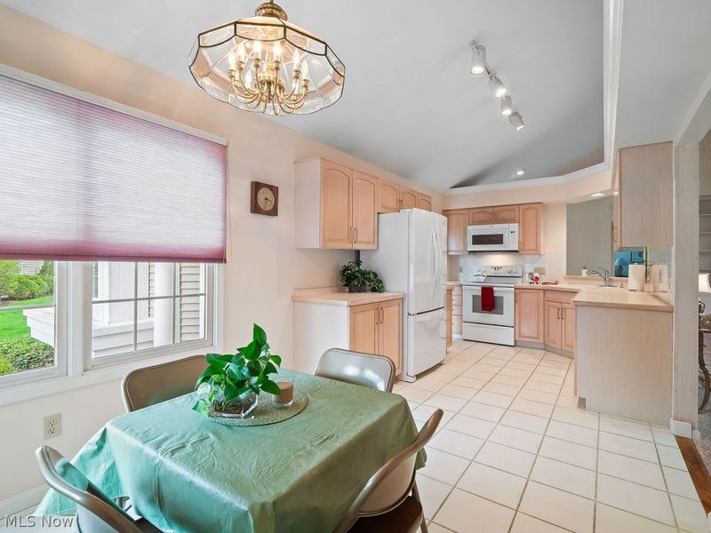 3783 Trenton Court , Unit 40, Westlake, OH 44145 Photo 16