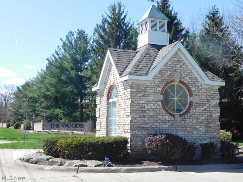 3783 Trenton Court , Unit 40, Westlake, OH 44145 Photo 2