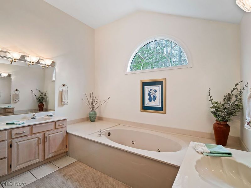 3783 Trenton Court , Unit 40, Westlake, OH 44145 Photo 21