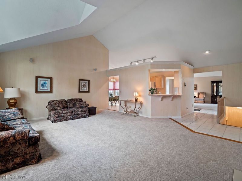 3783 Trenton Court , Unit 40, Westlake, OH 44145 Photo 8