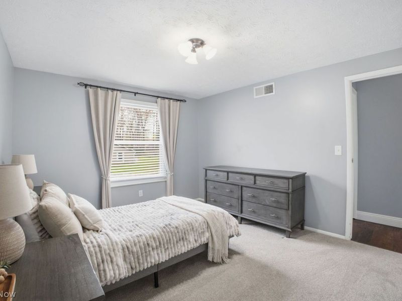 7606 Pegotty Drive NE, Warren, OH 44484 Photo 12