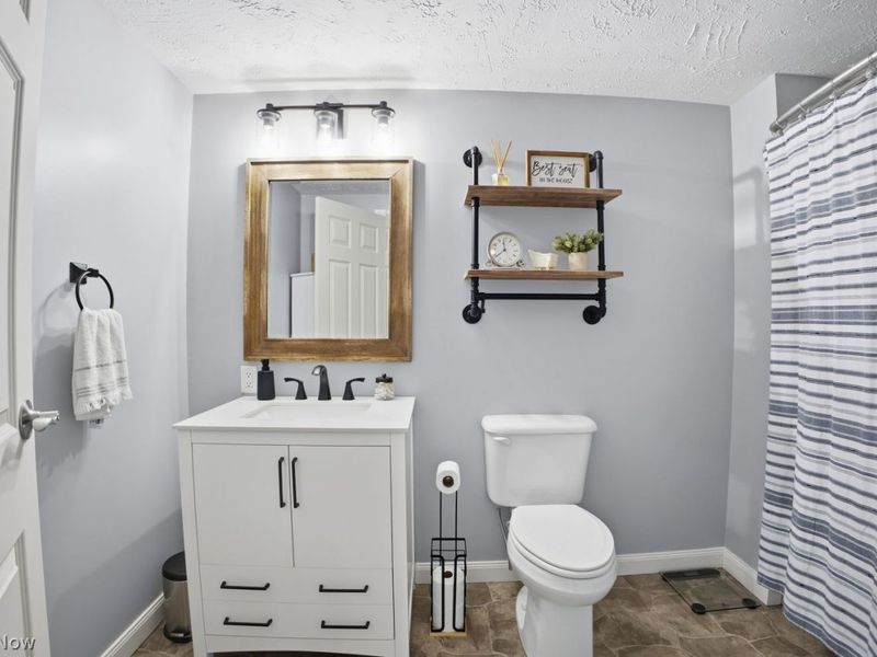 7606 Pegotty Drive NE, Warren, OH 44484 Photo 20