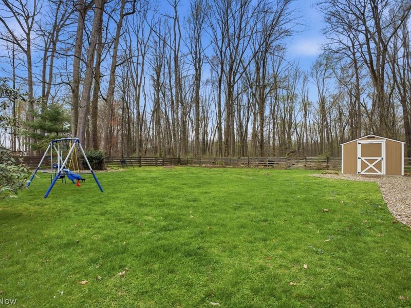 7606 Pegotty Drive NE, Warren, OH 44484 Photo 34