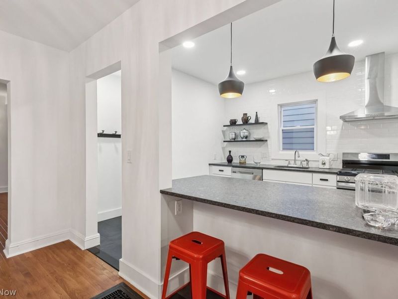 9605 Baltic Road , Cleveland, OH 44102 Photo 10