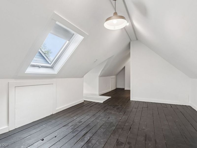 9605 Baltic Road , Cleveland, OH 44102 Photo 29