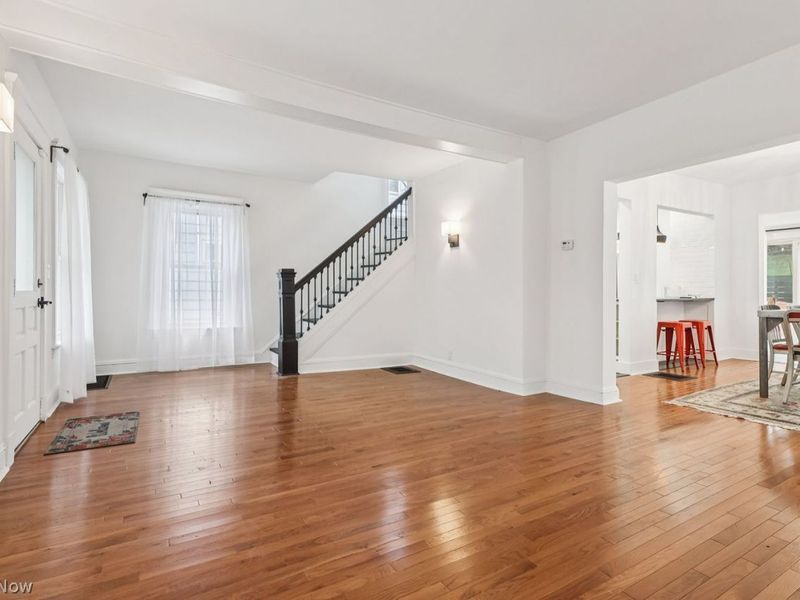 9605 Baltic Road , Cleveland, OH 44102 Photo 6