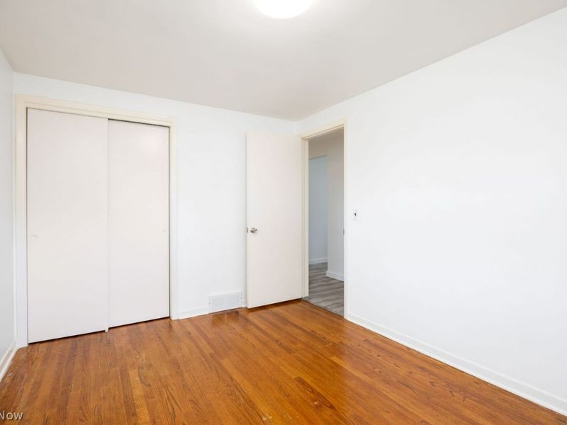 12881 Sunset Circle NW, Uniontown, OH 44685 Photo 13