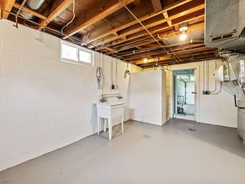 12881 Sunset Circle NW, Uniontown, OH 44685 Photo 16