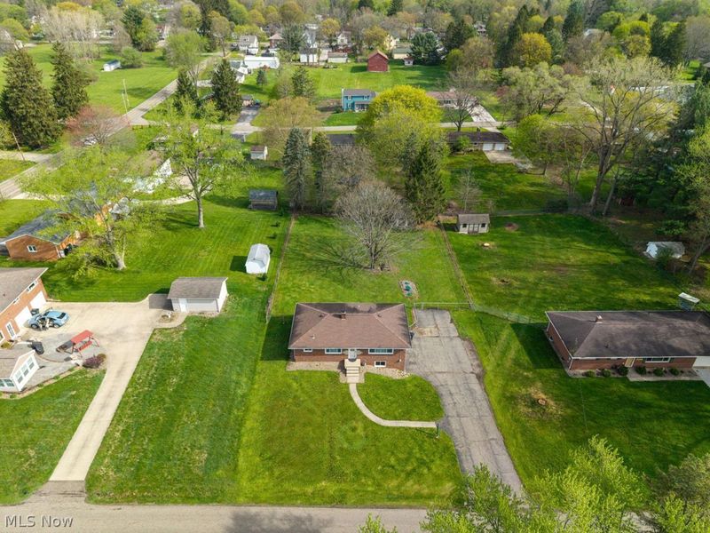 12881 Sunset Circle NW, Uniontown, OH 44685 Photo 21