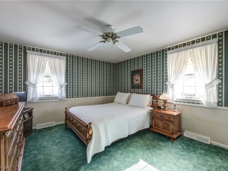 4804 Maple Hill Drive , Seven Hills, OH 44131 Photo 19