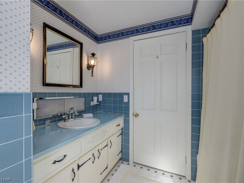 4804 Maple Hill Drive , Seven Hills, OH 44131 Photo 24