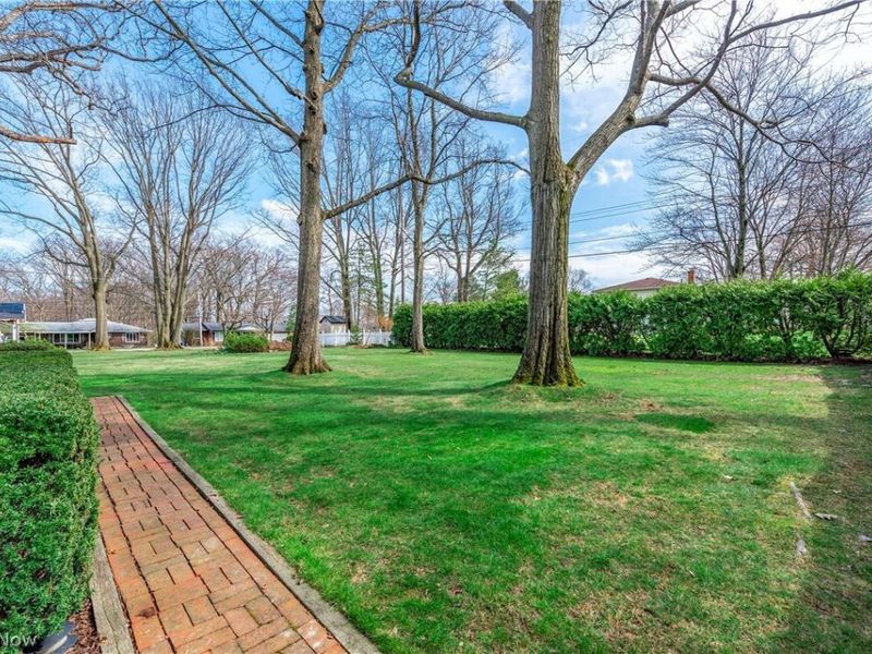 4804 Maple Hill Drive , Seven Hills, OH 44131 Photo 37