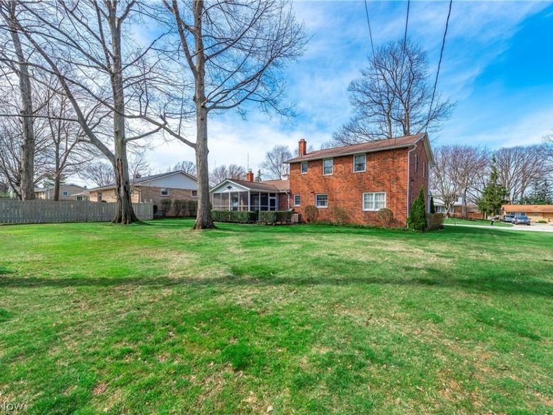 4804 Maple Hill Drive , Seven Hills, OH 44131 Photo 38