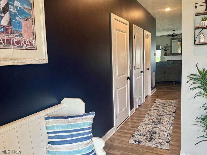 438 River Run Drive , Elyria, OH 44035 Photo 3