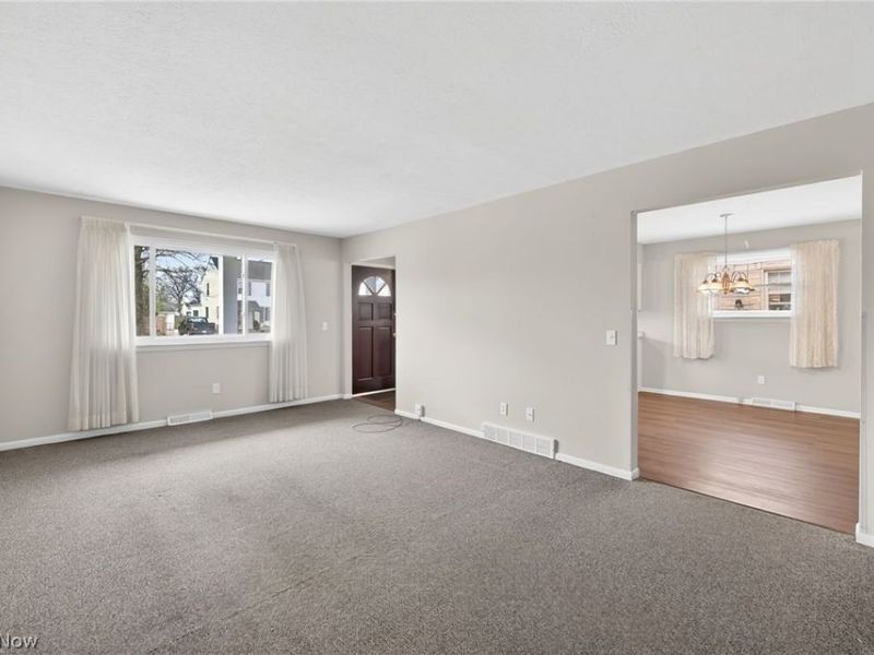 4906 Albertly Avenue , Parma, OH 44134 Photo 15