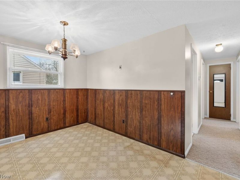 4906 Albertly Avenue , Parma, OH 44134 Photo 23