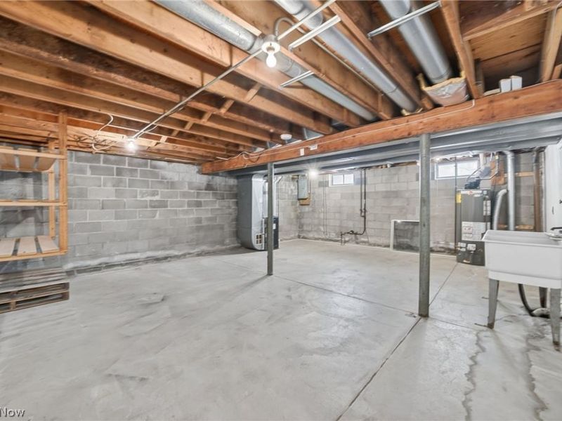 4906 Albertly Avenue , Parma, OH 44134 Photo 35