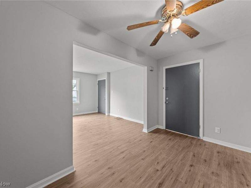 2432 21st Street , Cuyahoga Falls, OH 44223 Photo 17