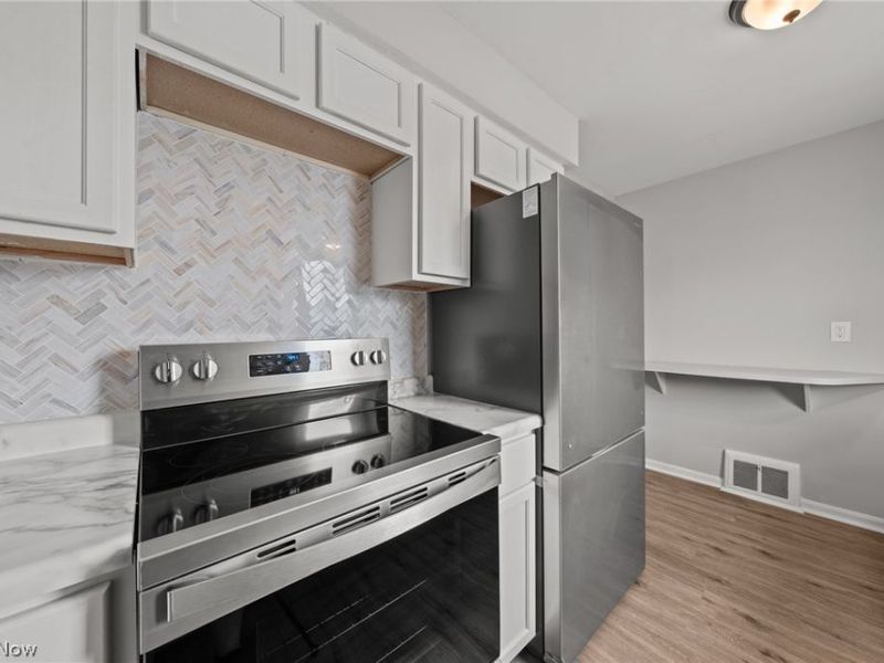 2432 21st Street , Cuyahoga Falls, OH 44223 Photo 21