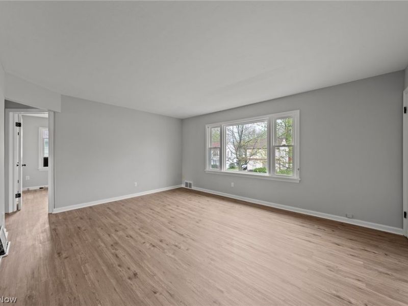 2432 21st Street , Cuyahoga Falls, OH 44223 Photo 25