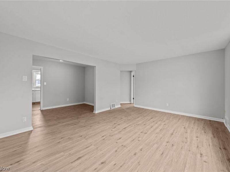 2432 21st Street , Cuyahoga Falls, OH 44223 Photo 26