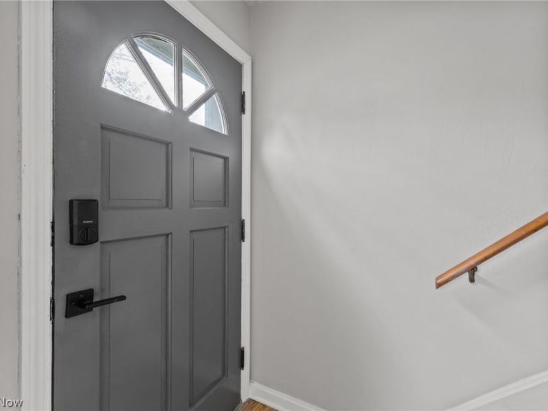 2432 21st Street , Cuyahoga Falls, OH 44223 Photo 4