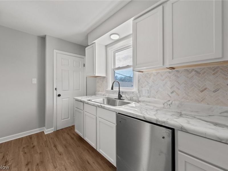 2432 21st Street , Cuyahoga Falls, OH 44223 Photo 42