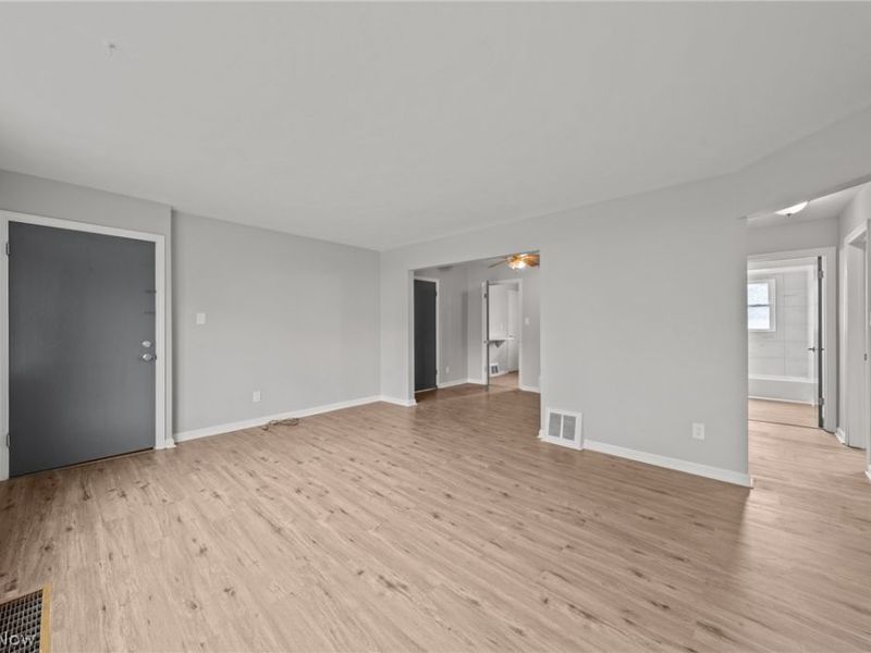 2432 21st Street , Cuyahoga Falls, OH 44223 Photo 6